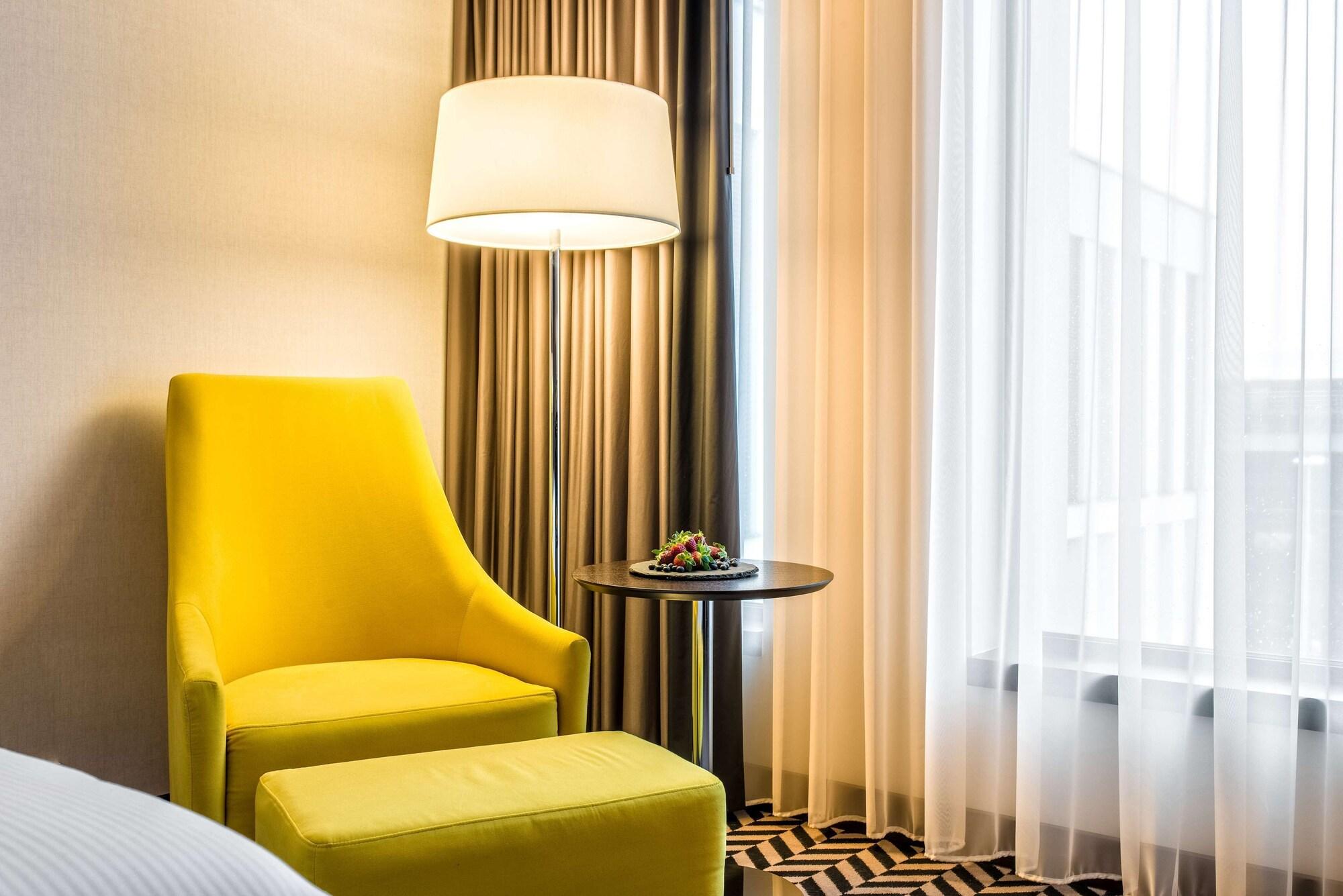 Hilton Garden Airport Hotel