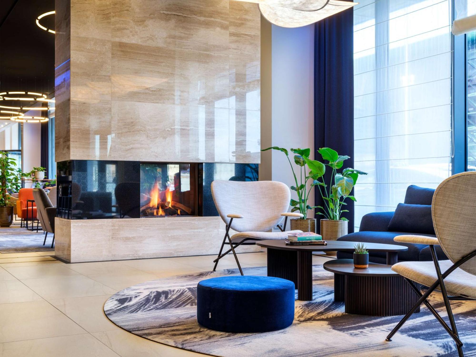 Hilton Garden Airport 4*